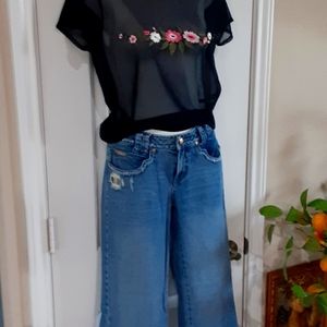 Candies RN 73277 Embellished Distressed Jeans, Size 7